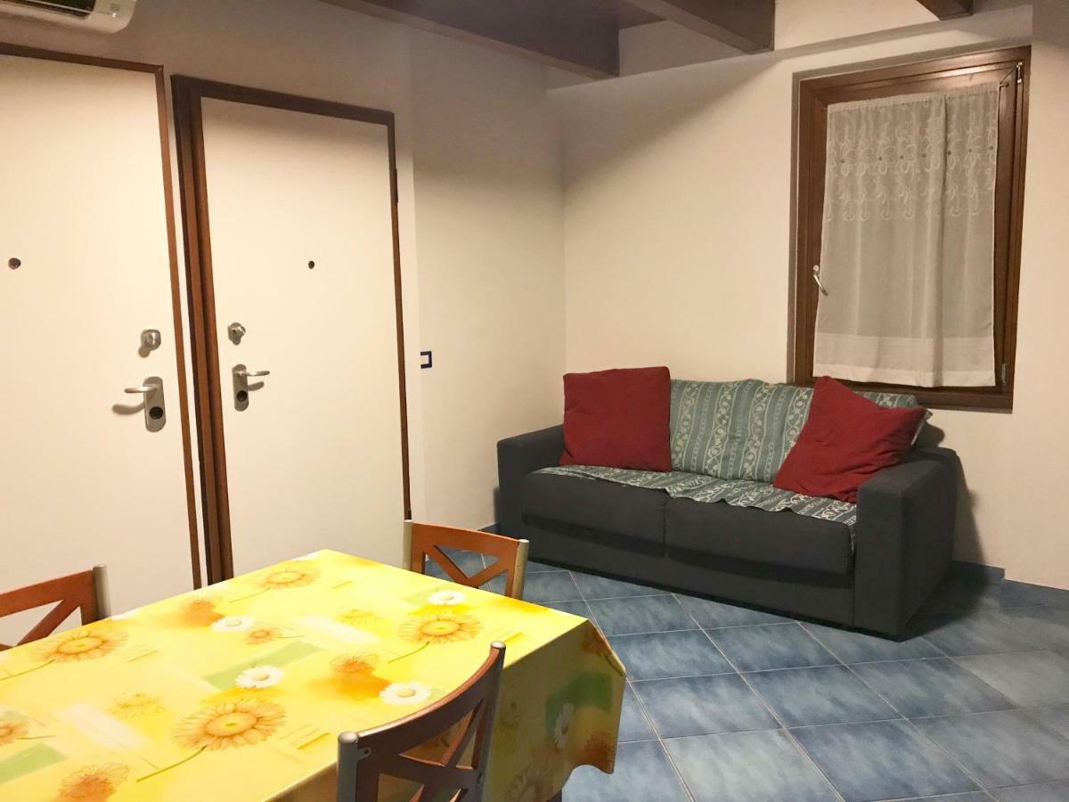 Elisa Lägenhet San Benedetto del Tronto Exteriör bild